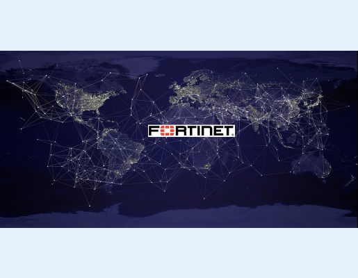 Logo de Fortinet sobre mapamundi