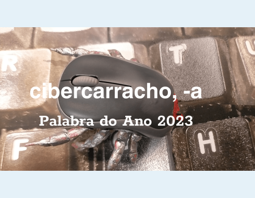 Rato de ordenador con patas de carracho