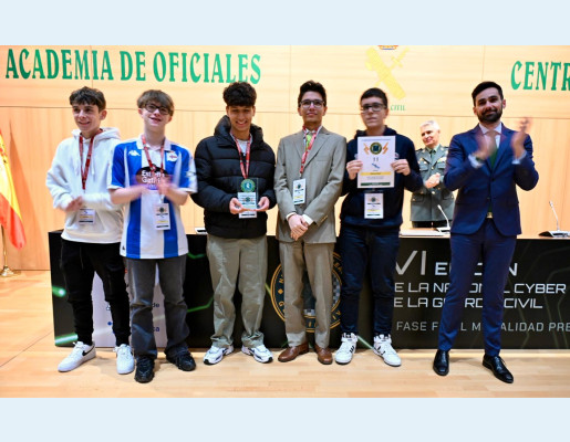 O Real Colexio Escolapios de Monforte de gana a liga de ciberseguridade da Garda Civil