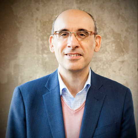 Fernando Pérez, Catedrático del Departamento de Teoría do Sinal e Comunicacións