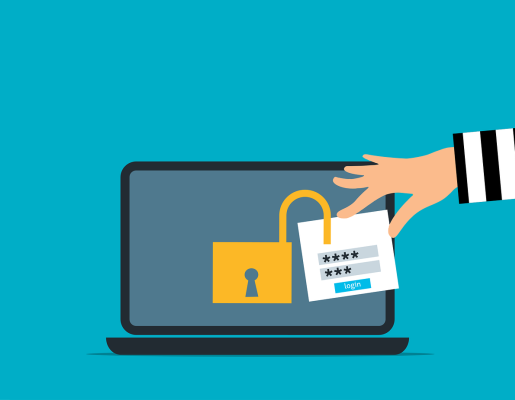 Candado desbloqueado y datos de usuario en la pantalla de un ordenador