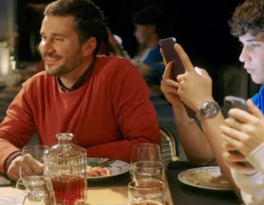 Campaña "Hai máis riscos na internet que na vida real"