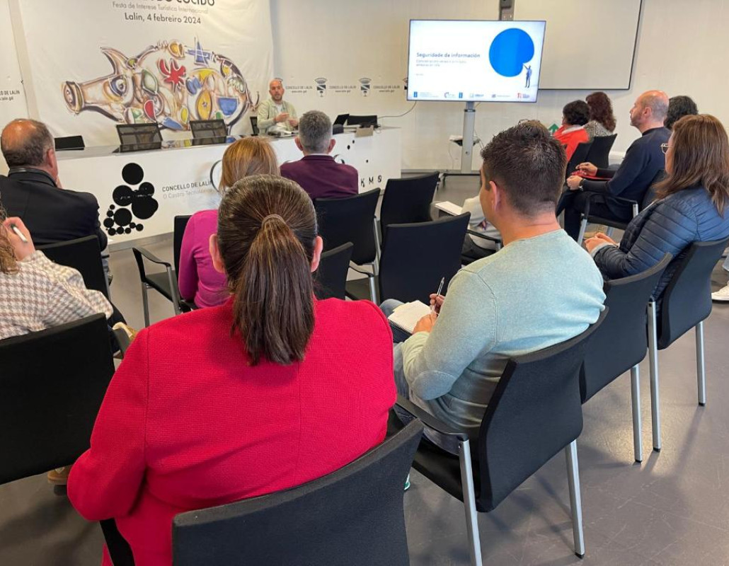 Novo ciclo de formación en ciberseguridade da Amtega para EELL (Imaxe: Concello de Lalín)